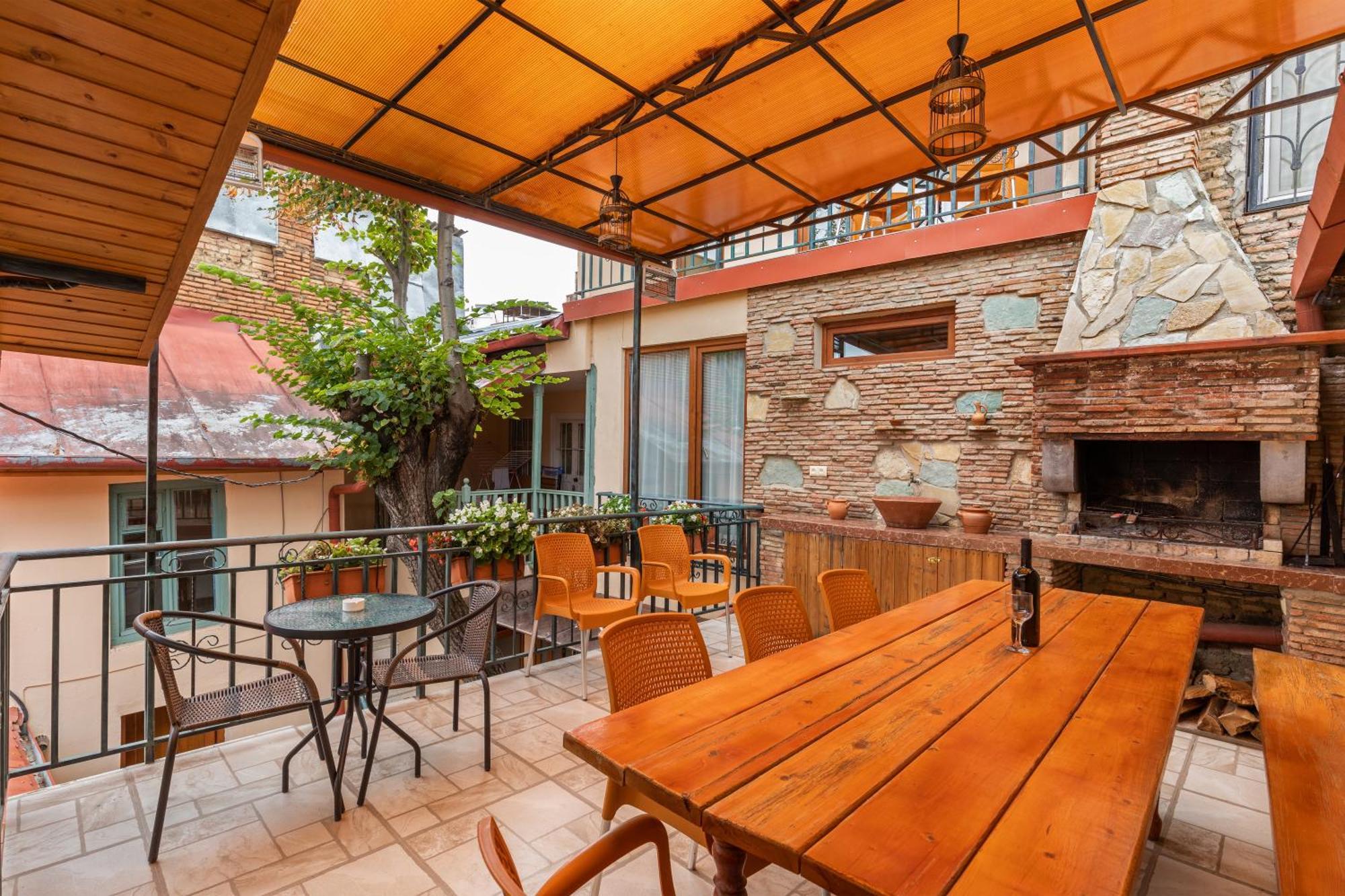 Apartments With Wine Cellar In Old Tbilisi Zewnętrze zdjęcie